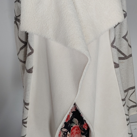 Long cardigan sweater - Picture 8 of 8